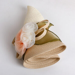 Women’s Straw Hat with Flowers and Slimming Shade