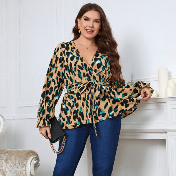 Plus Size Leopard Print Top