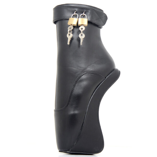 Step Up Your Style Game with These Minimalist Role Playing Boots - Image 9