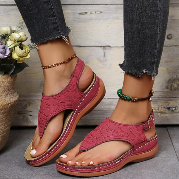 Ankle Buckle Roman Sandals for Women with a Retro Flair - Image 4