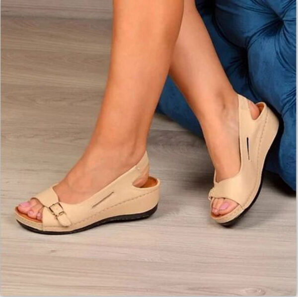 Stylish Women's Roman Slope Sandals - Image 3