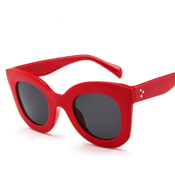 Women's Reviving the Timeless Retro Cat Eye Sunglasses - Image 6