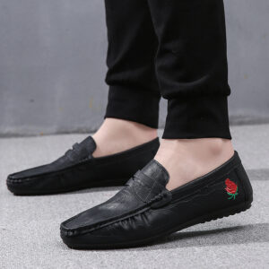 Men’s Leather Shoes with Gentle Soles