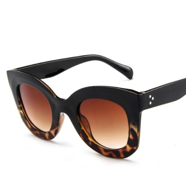 Women's Reviving the Timeless Retro Cat Eye Sunglasses - Image 4