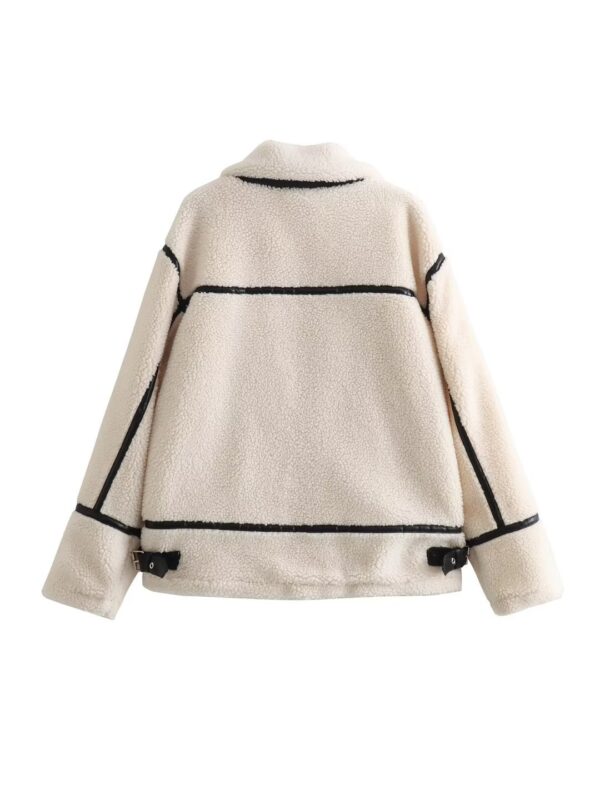 Luxurious Lamb Wool Jacket for Women - Image 6