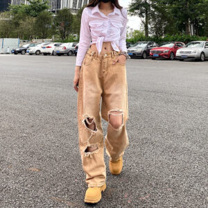 Women’s Distressed Jeans with a Vintage Twist