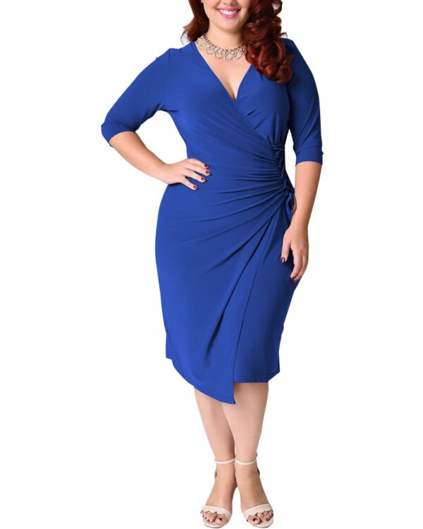 Elegant V-Neck Plus Size Dress for Women - Image 3