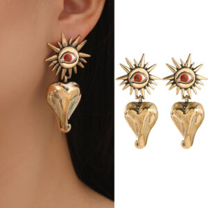 Vintage Big Nose Pendant Earrings