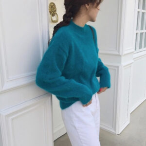 Women’s Cashmere Sweater in Candy Colors – Versatile and Stylish