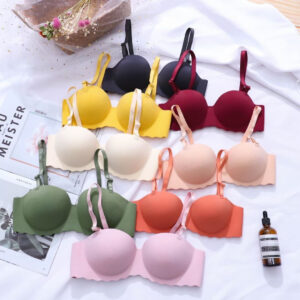 Women’s Seamless Wireless Lift Bra with Frill Hem Detail