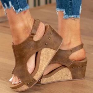 Women’s Wedge Studded Sandals – Perfect for Day or Night Looks
