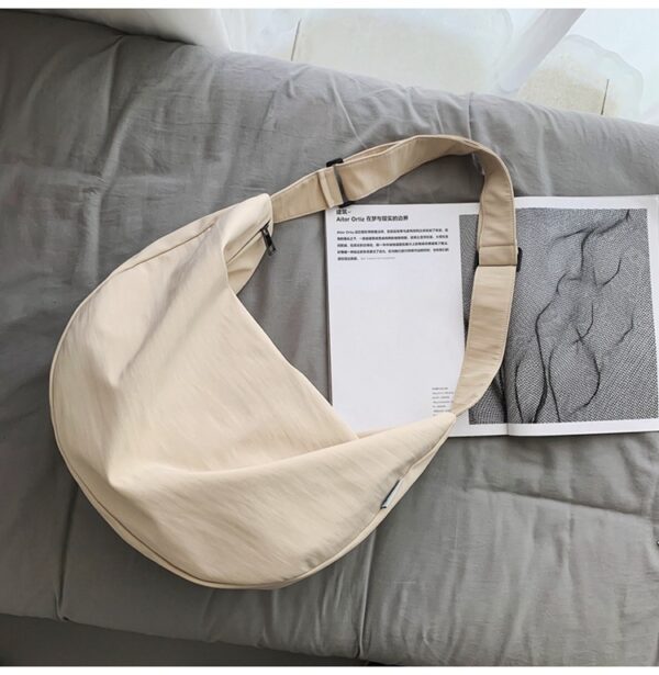Stylish Dumpling Bag – Chic & Functional for Any Occasion - Image 3
