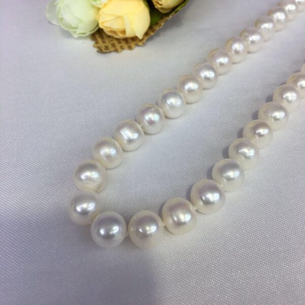Natural Freshwater Pearl Necklace - Image 3