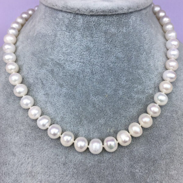 Natural Freshwater Pearl Necklace - Image 4