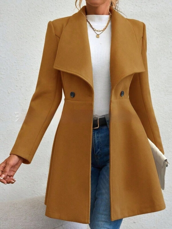 Timeless Women's Vintage Coat with Classic Turn-Down Collar Design - Image 6